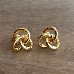 NWOT Goop Love Trio Earrings